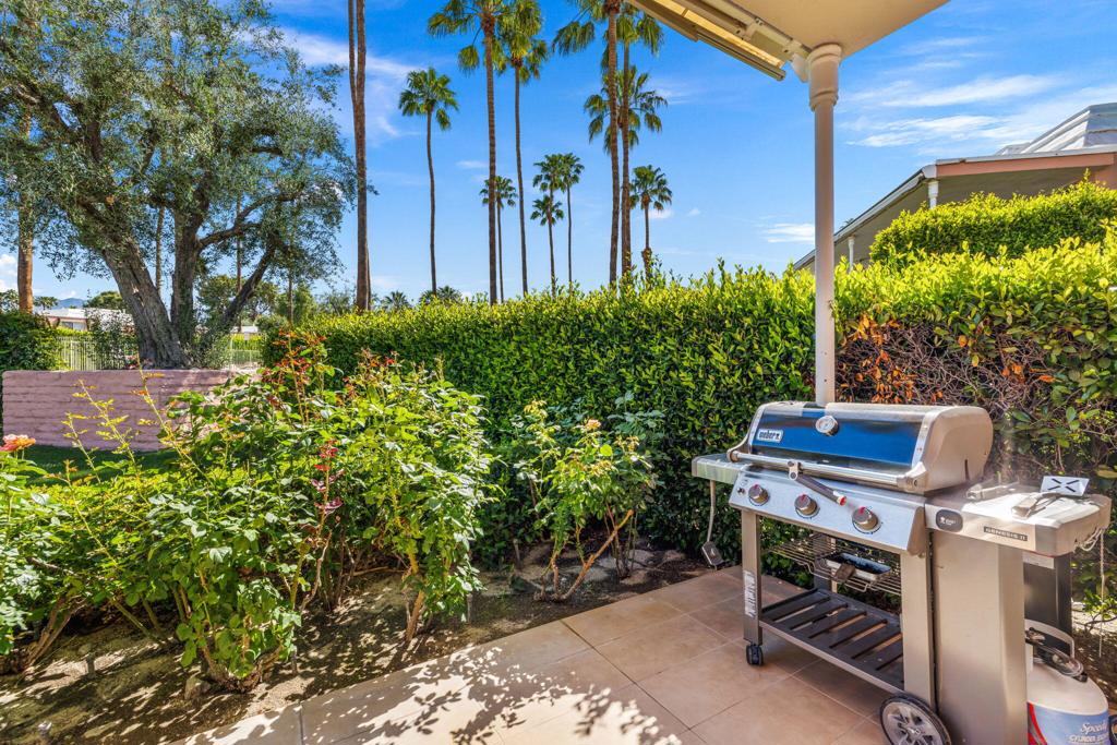 47432 Medina Drive W