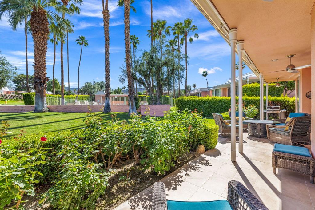 47432 Medina Drive W