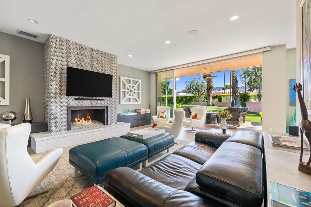 47432 Medina Drive W