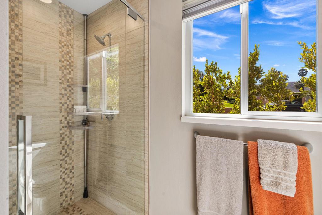 47432 Medina Drive W