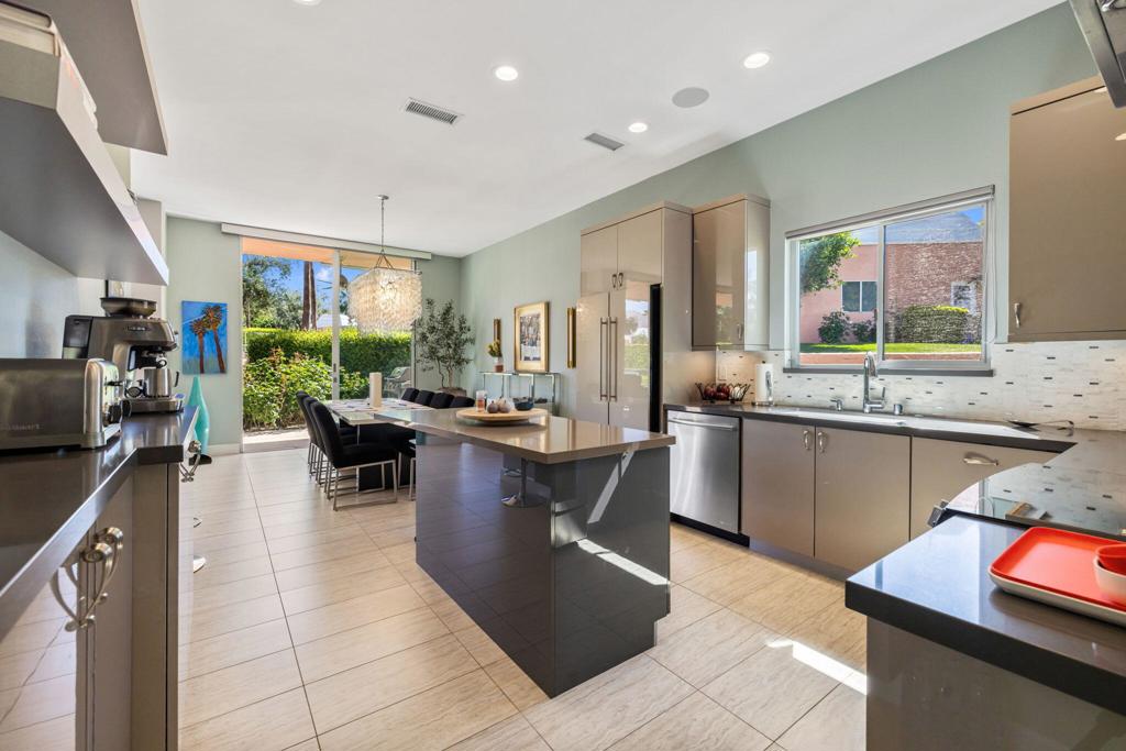 47432 Medina Drive W