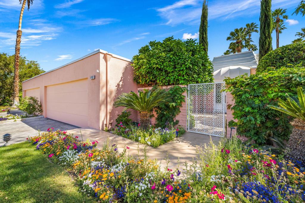 47432 Medina Drive W