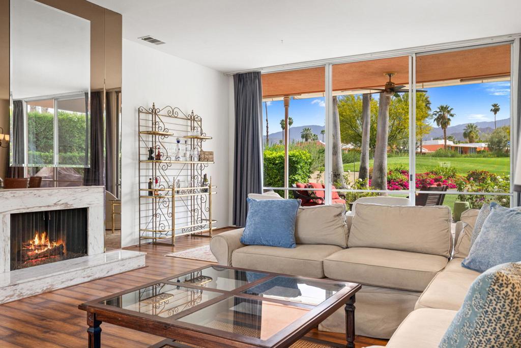 47115 El Menara Circle