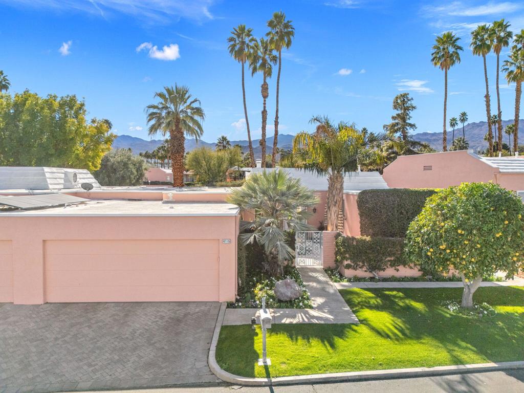 47115 El Menara Circle