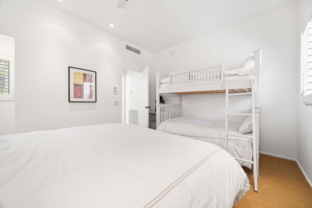 73576 Malabata Drive