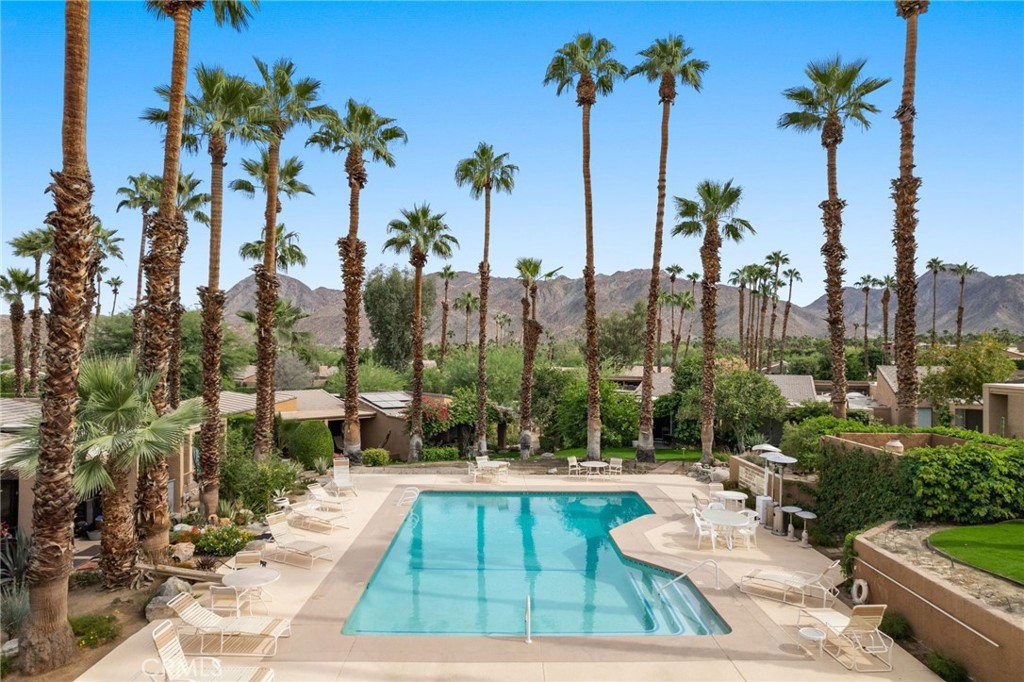 48915 Mariposa Drive