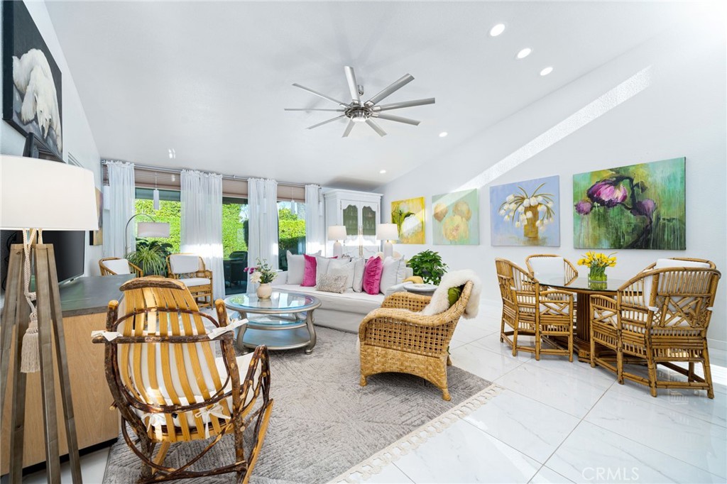 48895 Mariposa Drive