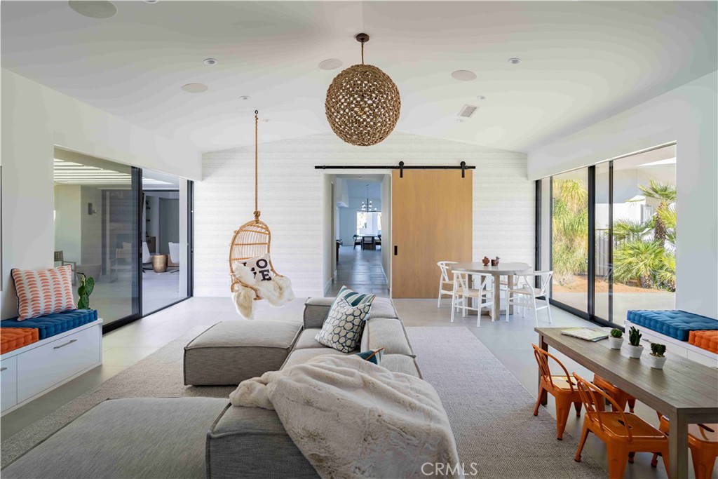 72840 Calle De La Silla