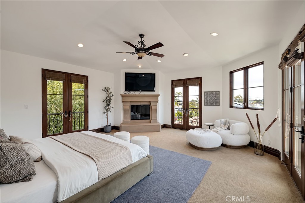 718 N Poinsettia Avenue