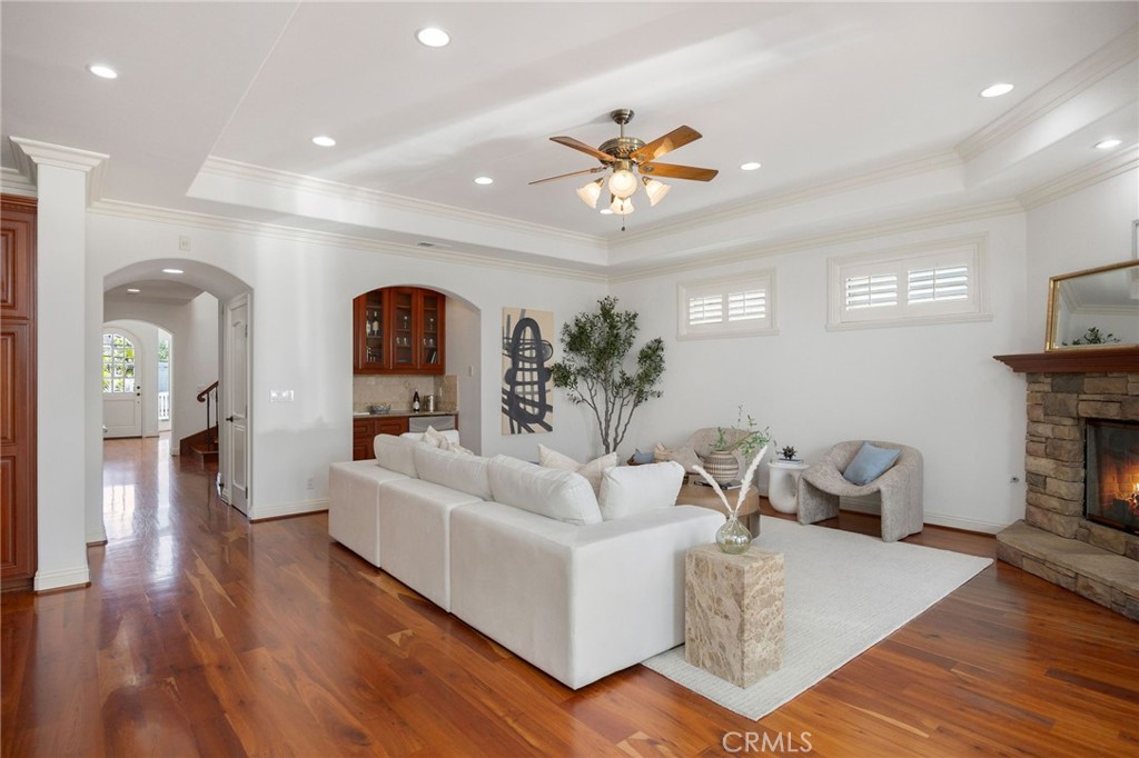 721 Marine Avenue
