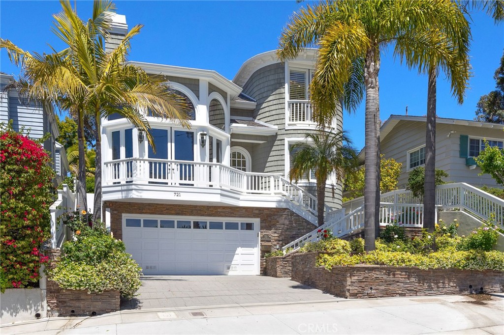 721 Marine Avenue