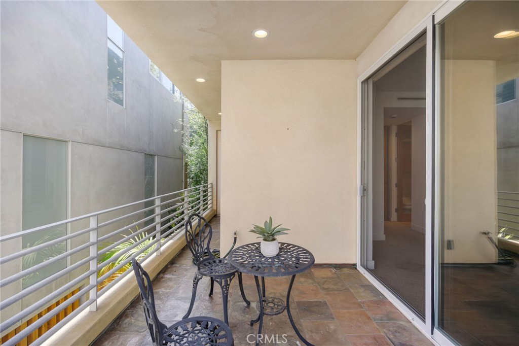 2303 Vista Drive