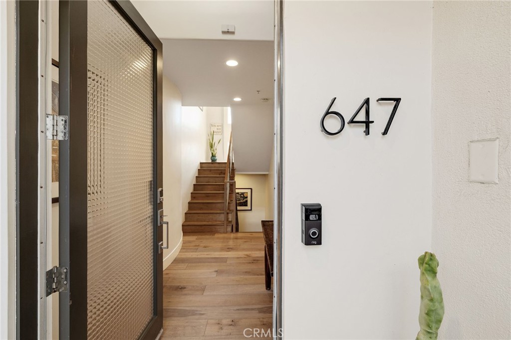 647 2nd Street