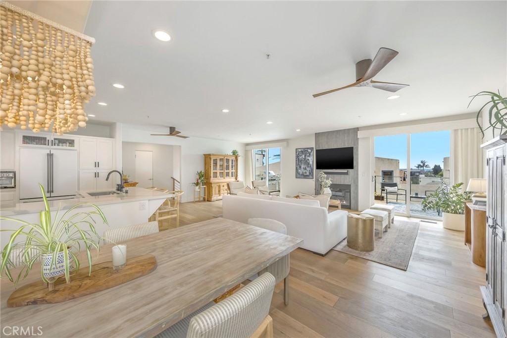 647 2nd Street