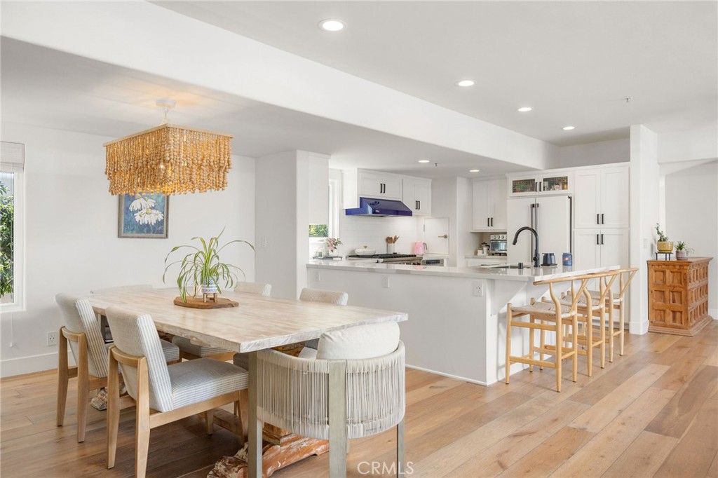 647 2nd Street