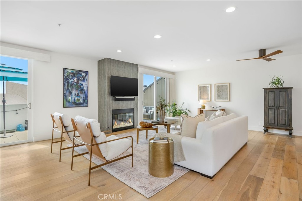 647 2nd Street