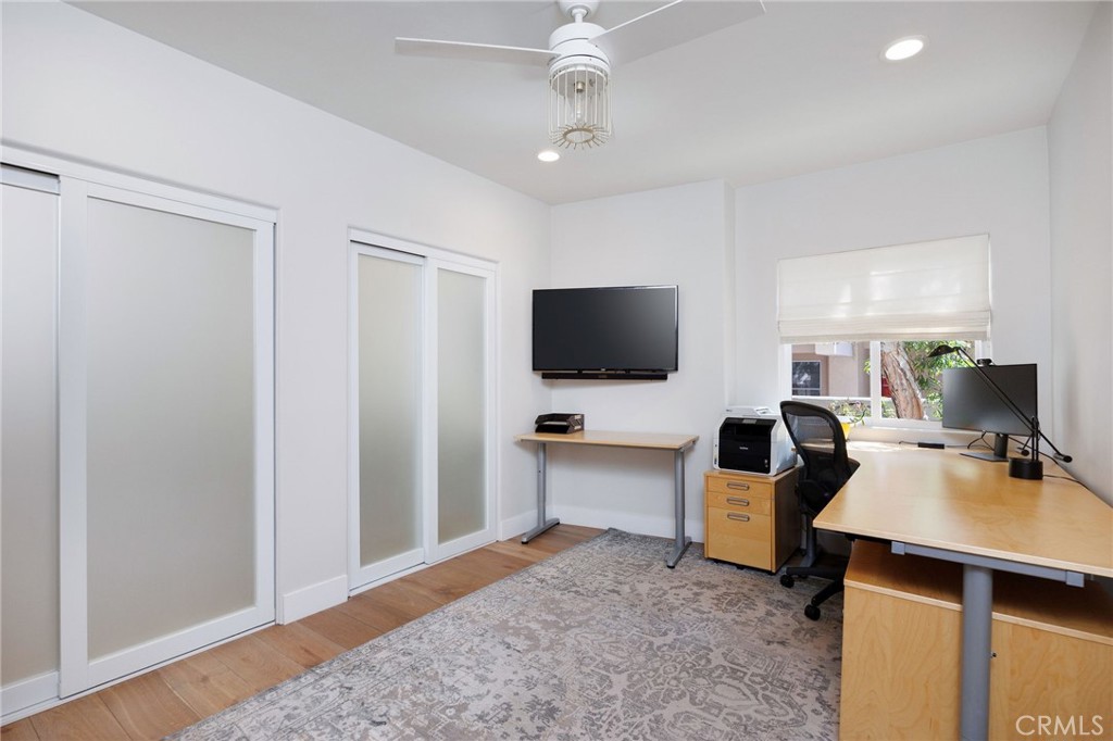 647 2nd Street