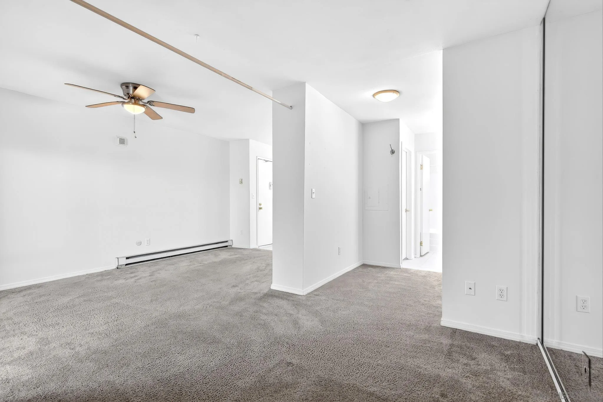 1621 S Hotel Circle Unit E120