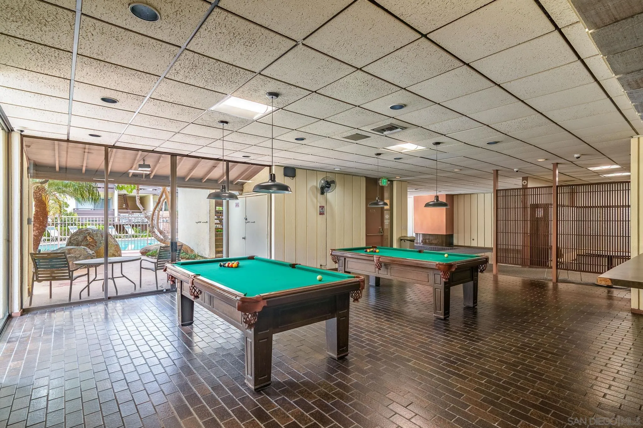 1621 S Hotel Circle Unit E120