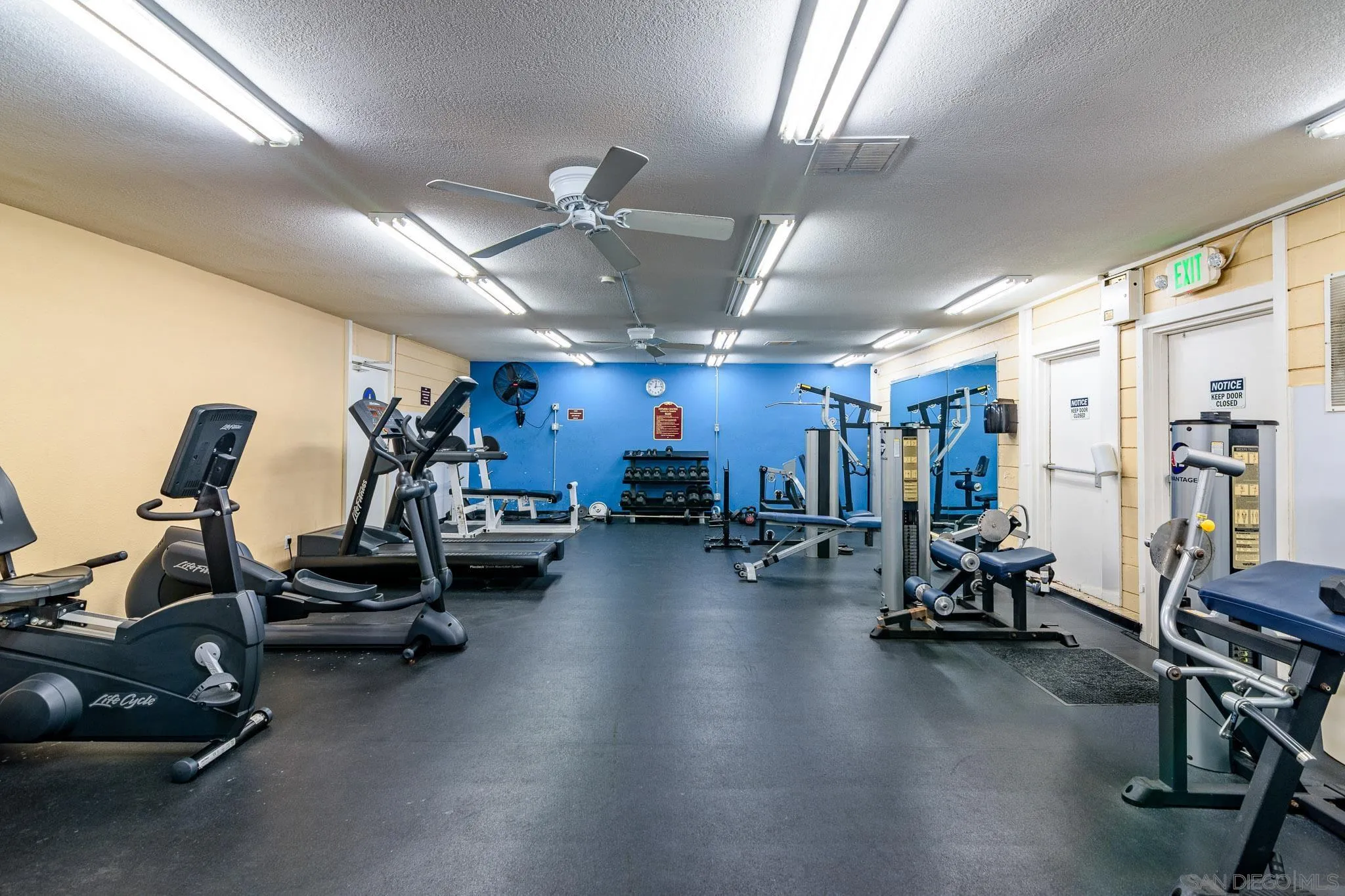 1621 S Hotel Circle Unit E120