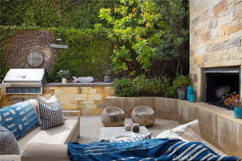 1580 Sunset Ridge Drive