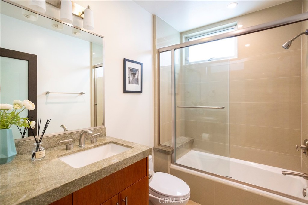 1580 Sunset Ridge Drive