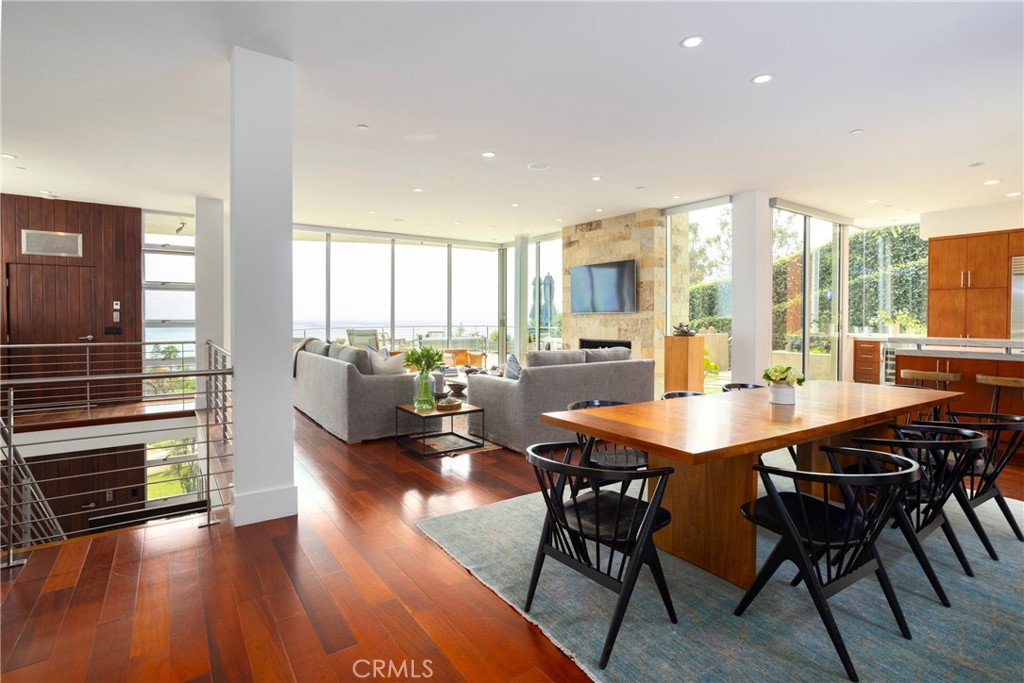 1580 Sunset Ridge Drive