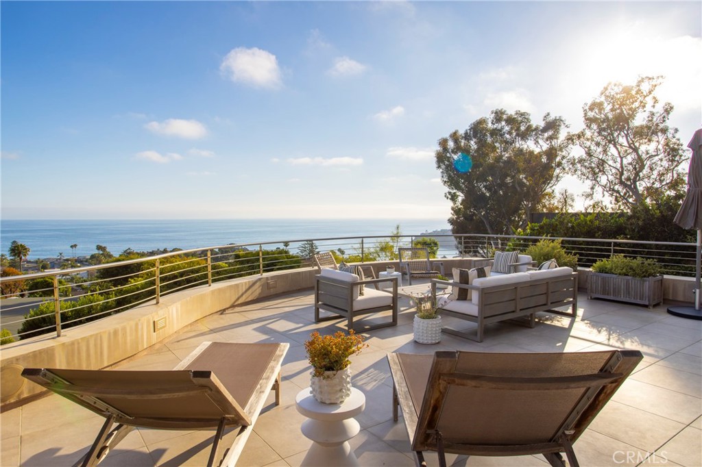 1580 Sunset Ridge Drive