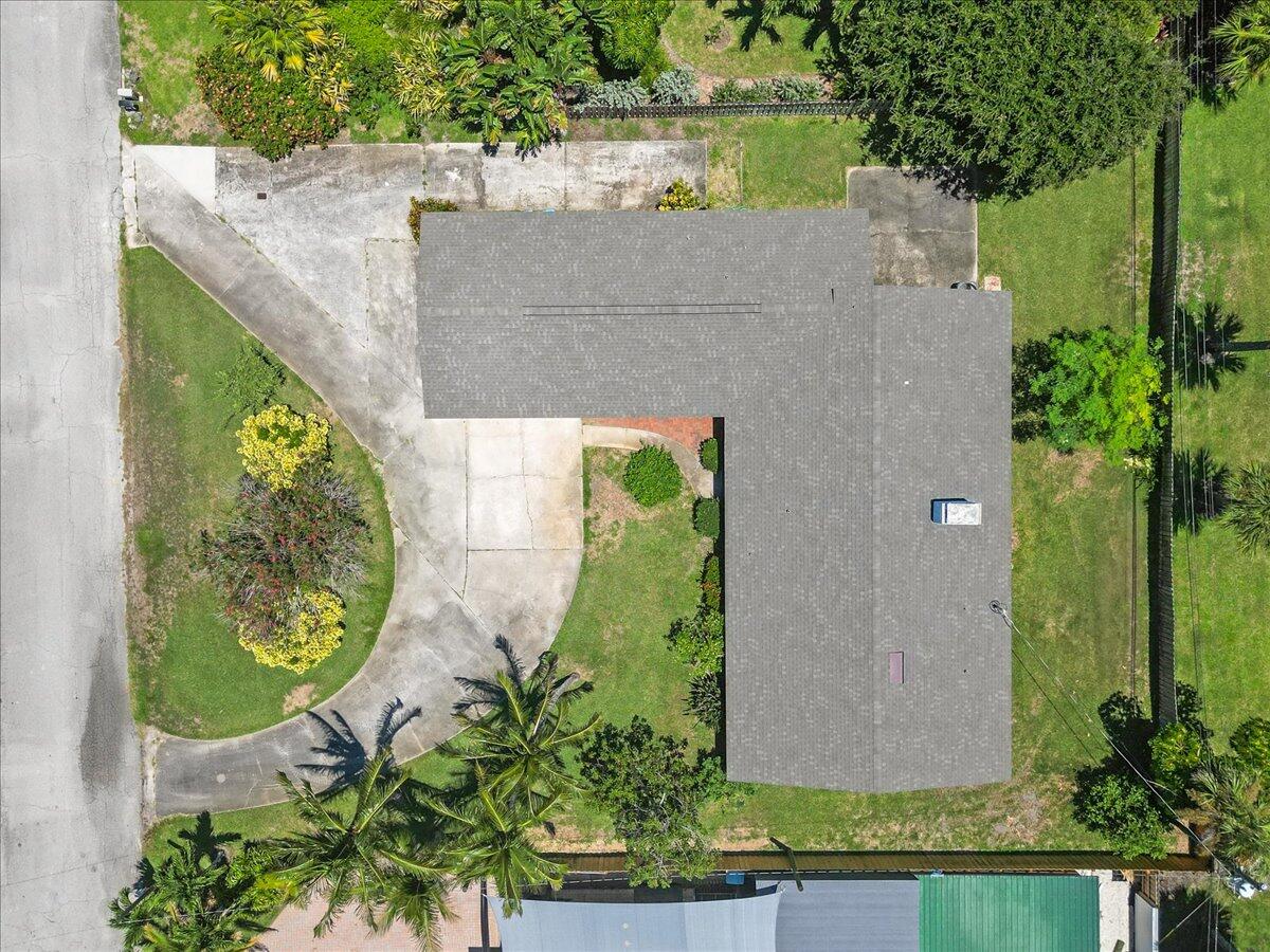 309 Banyan