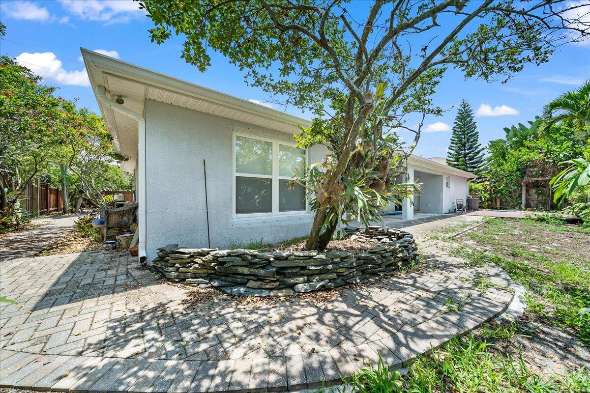 330 S Brevard Avenue