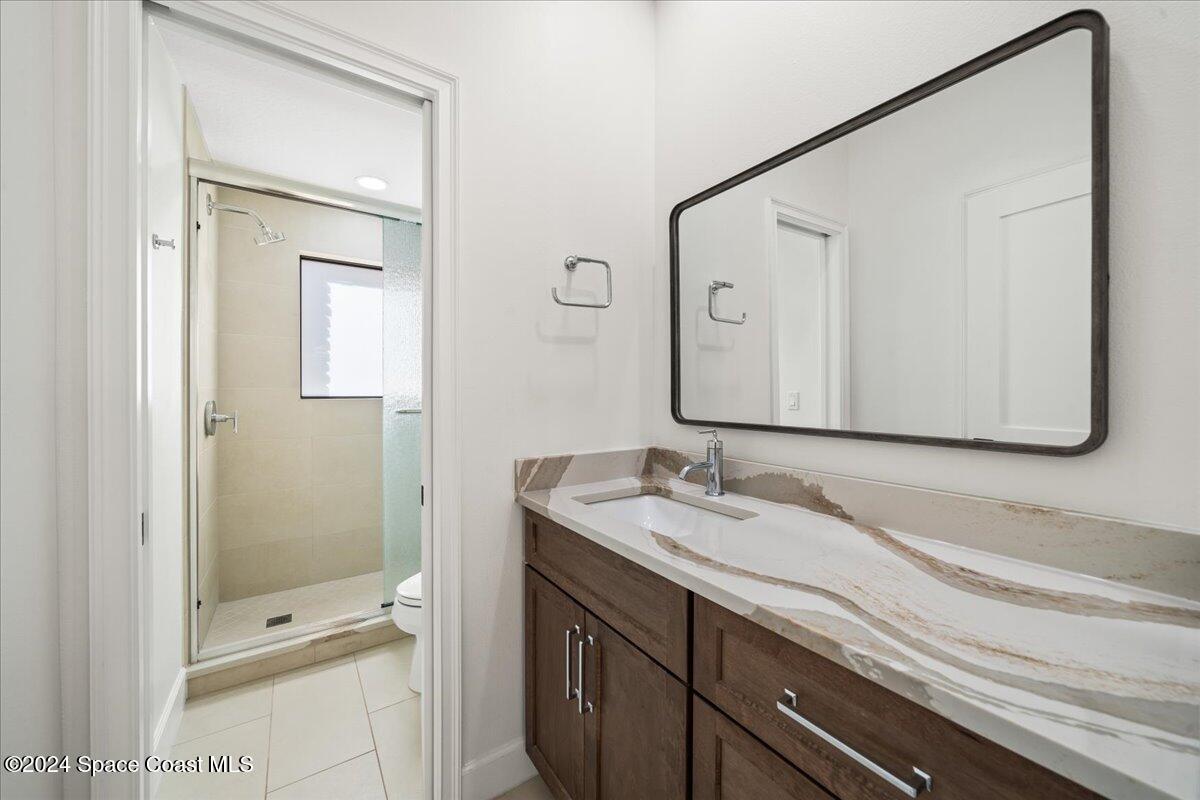 1316 S Riverside Drive