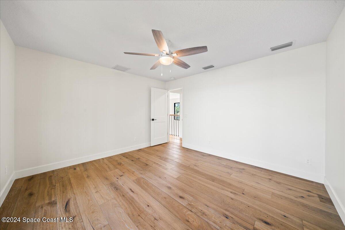 1316 S Riverside Drive