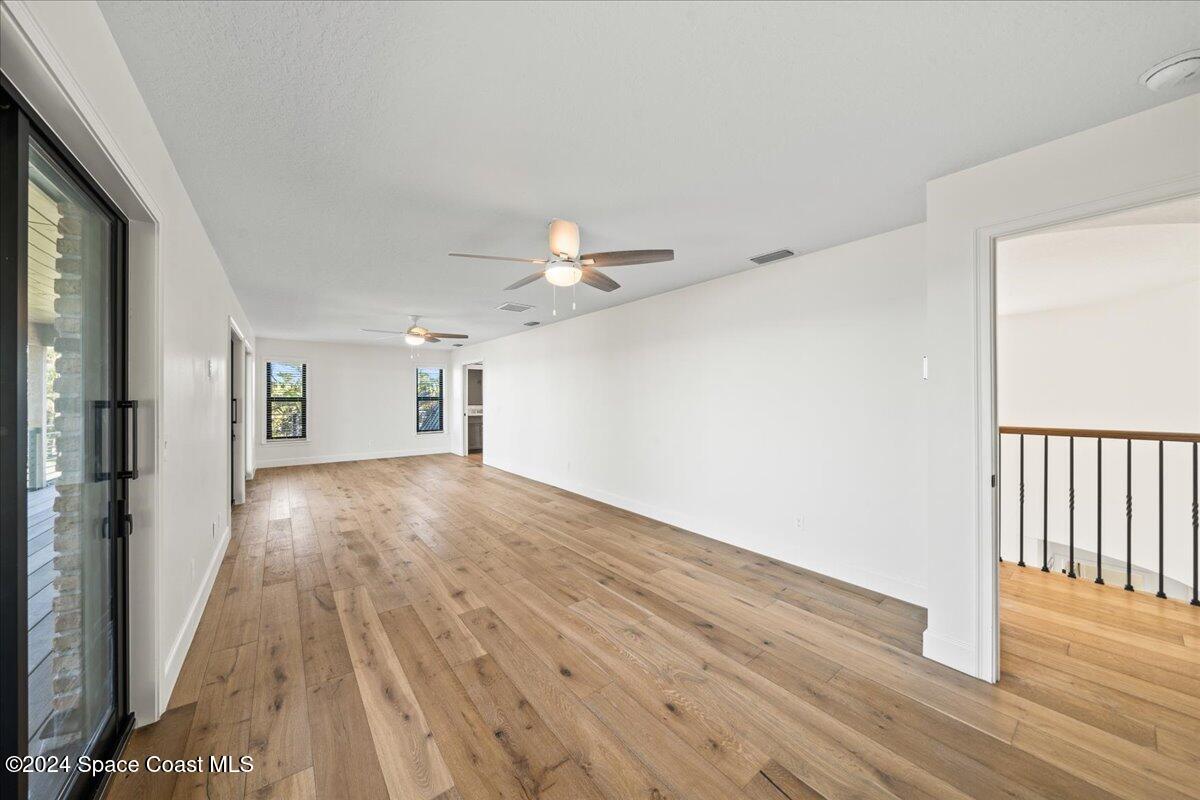 1316 S Riverside Drive