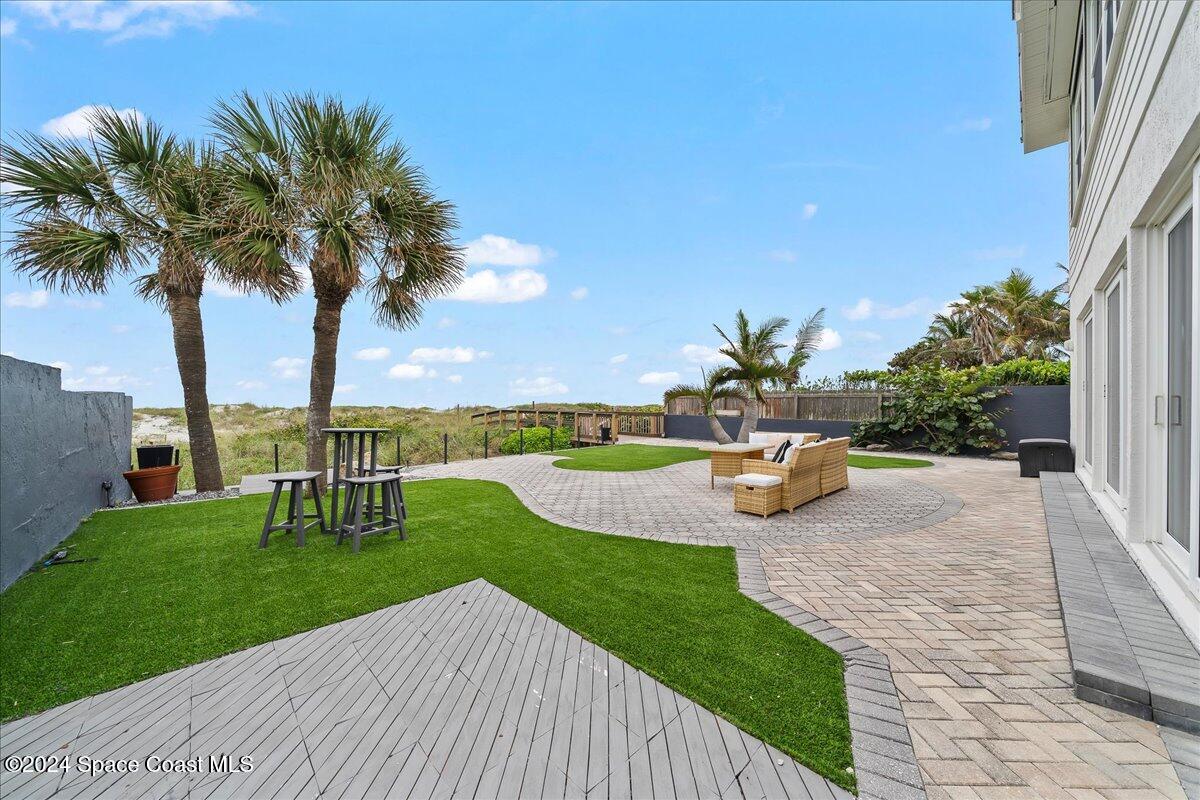 645 S Atlantic Avenue