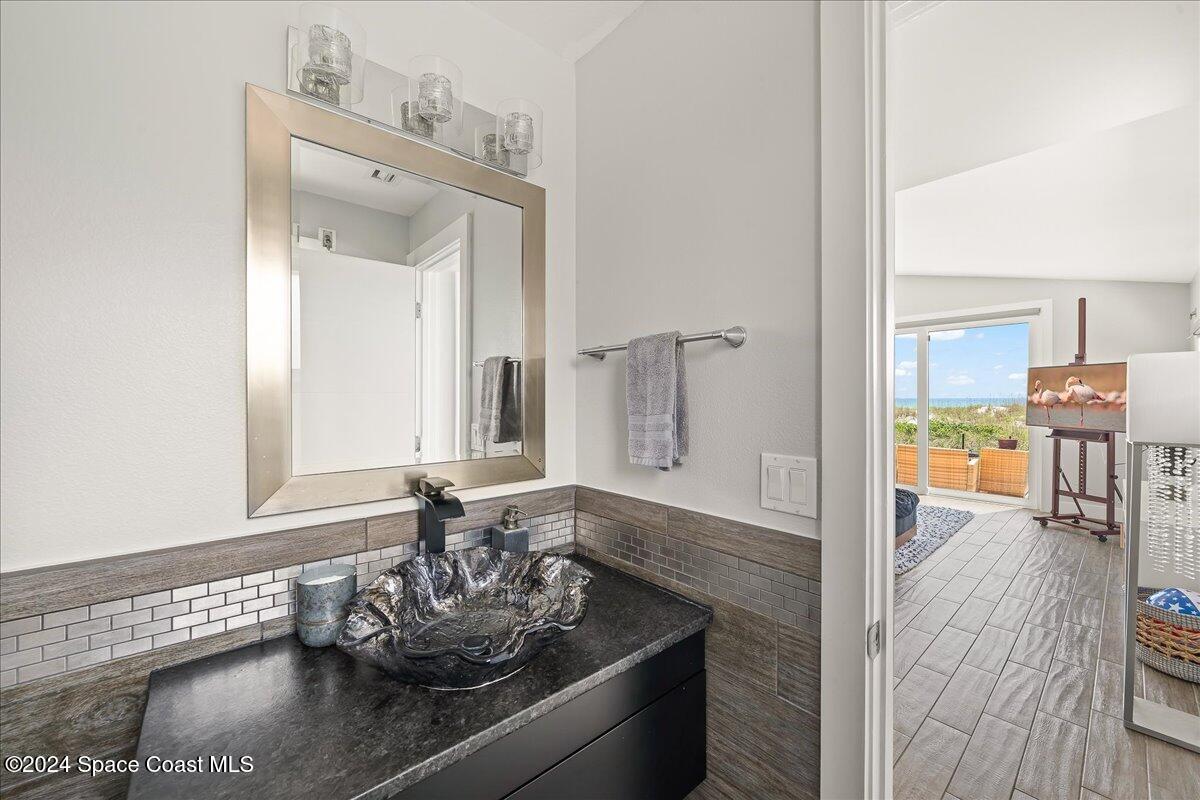 645 S Atlantic Avenue