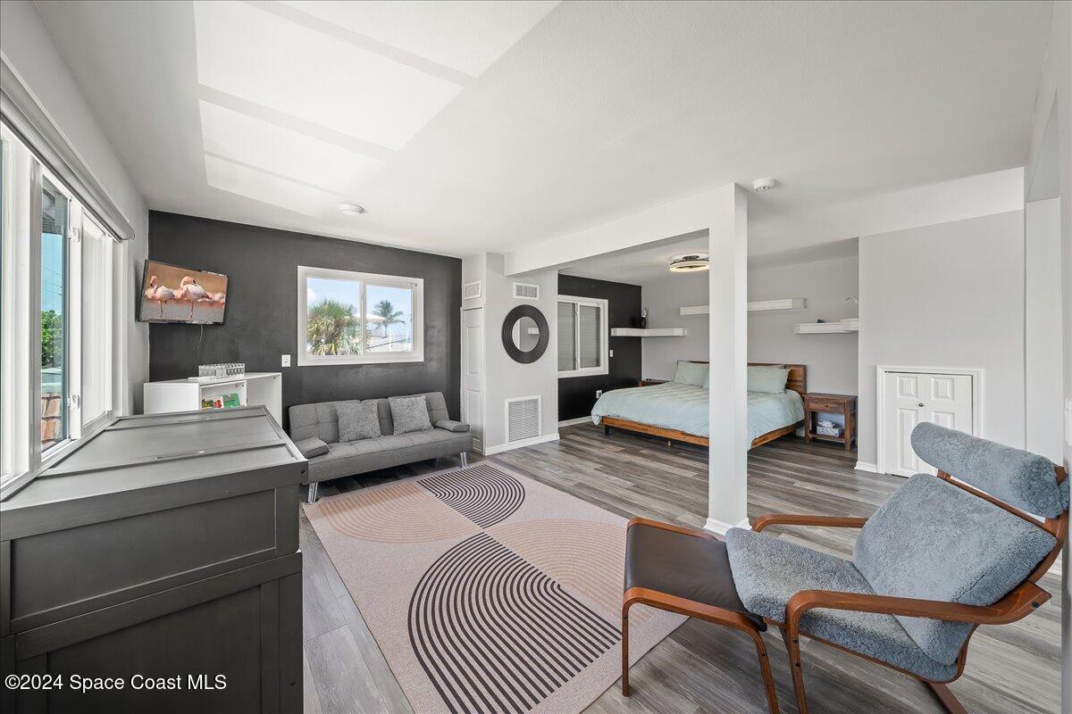 645 S Atlantic Avenue