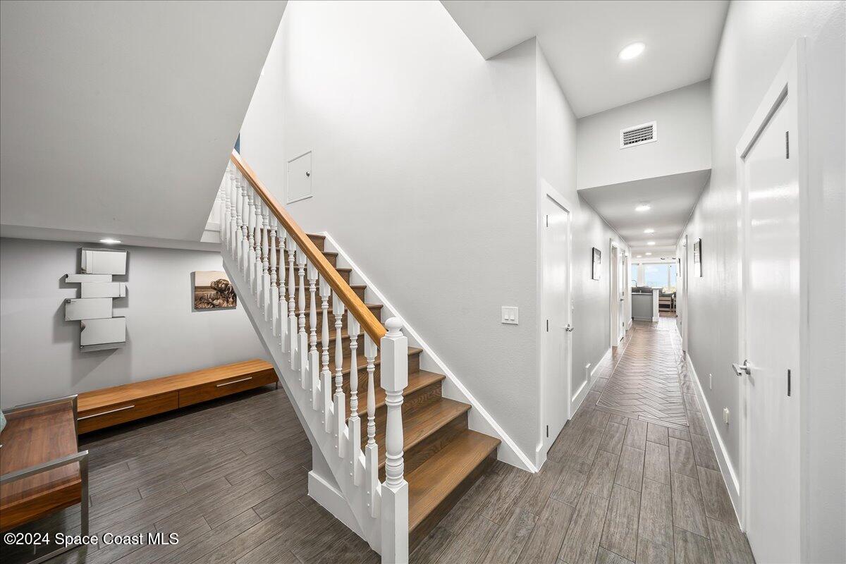 645 S Atlantic Avenue