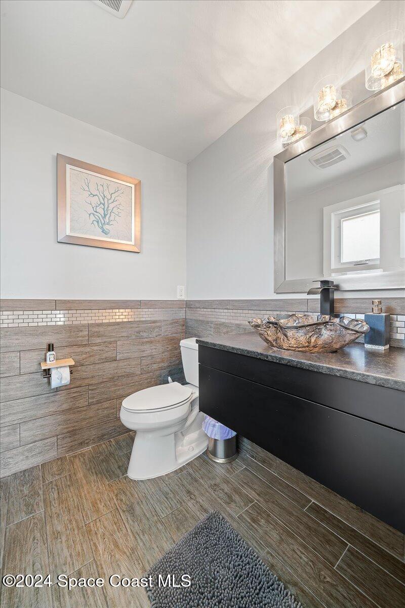 645 S Atlantic Avenue