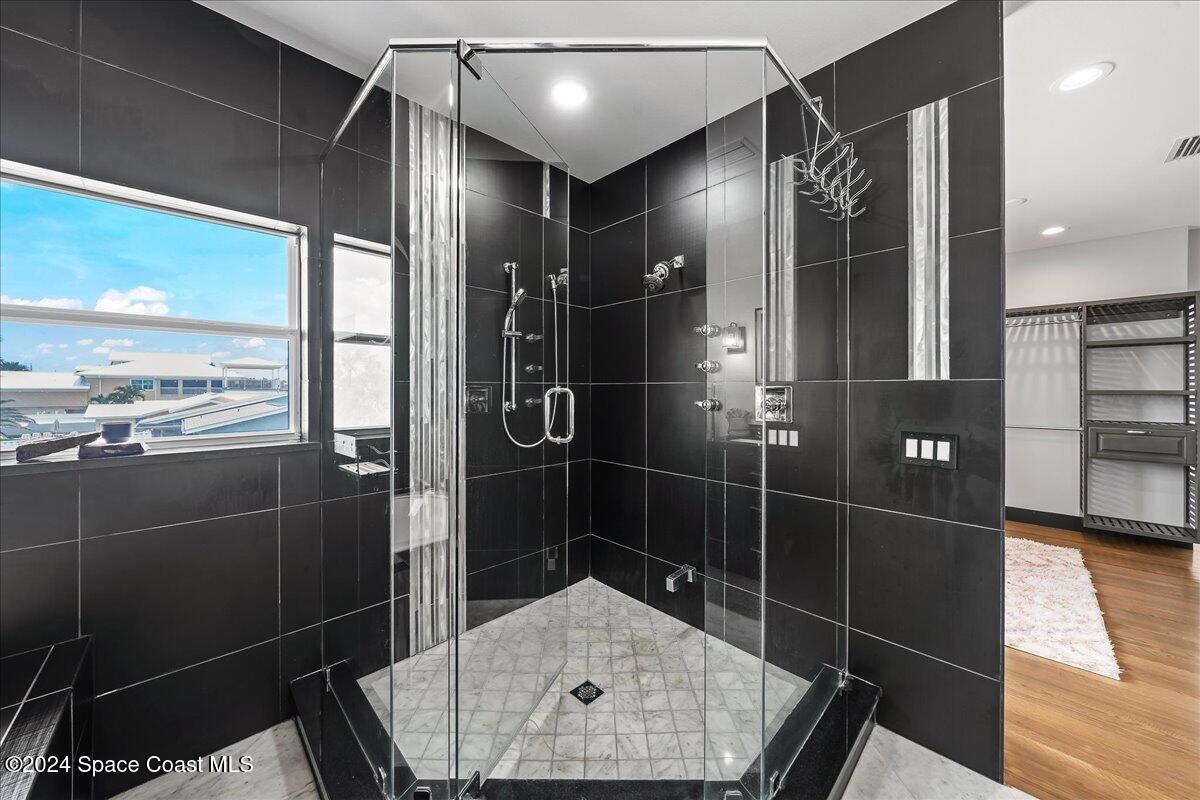 645 S Atlantic Avenue