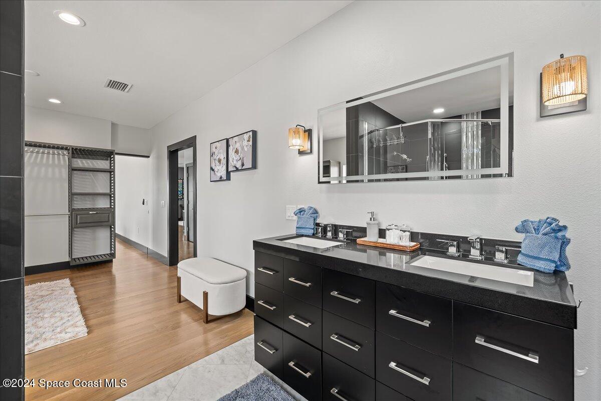 645 S Atlantic Avenue