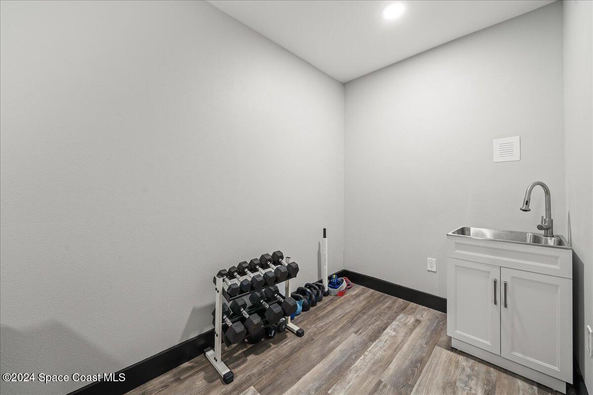 645 S Atlantic Avenue