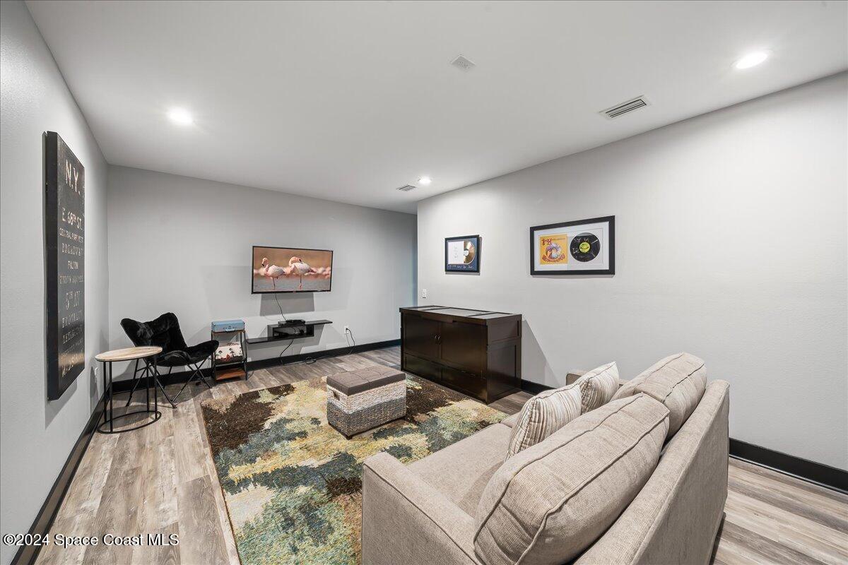 645 S Atlantic Avenue