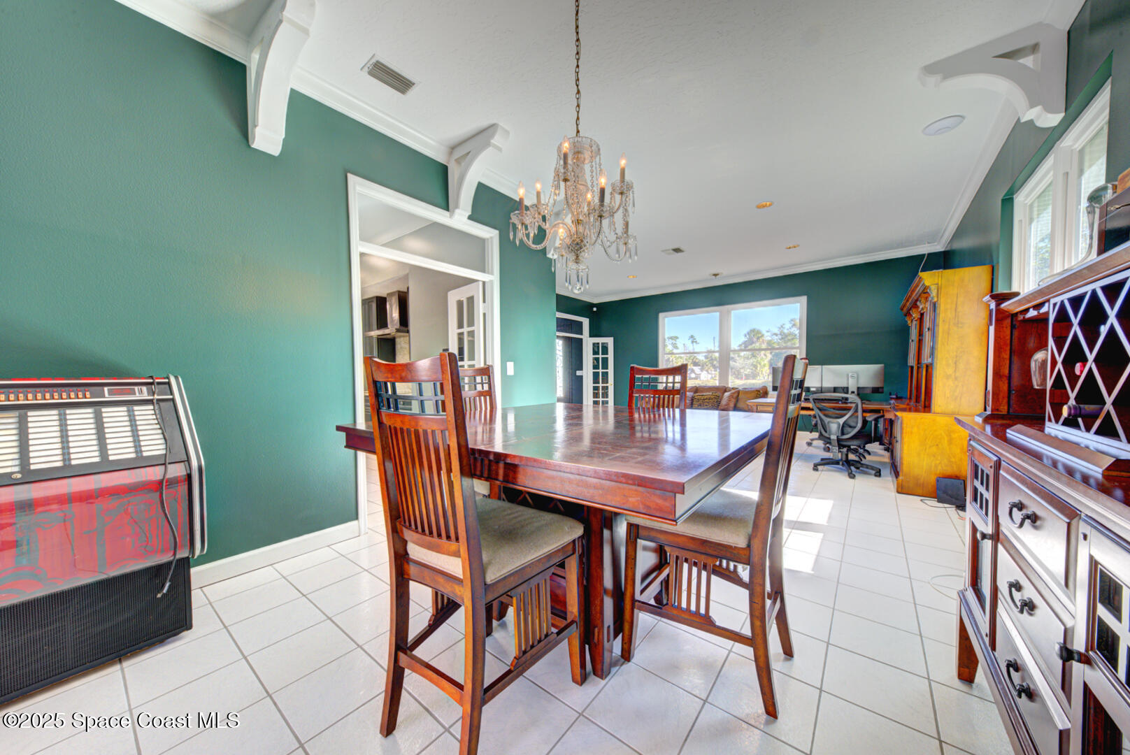 1817 Laurel Oak Drive S