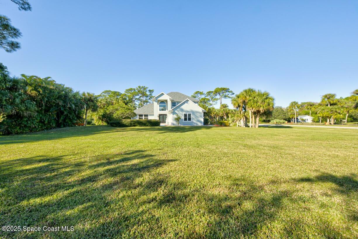 1817 Laurel Oak Drive S