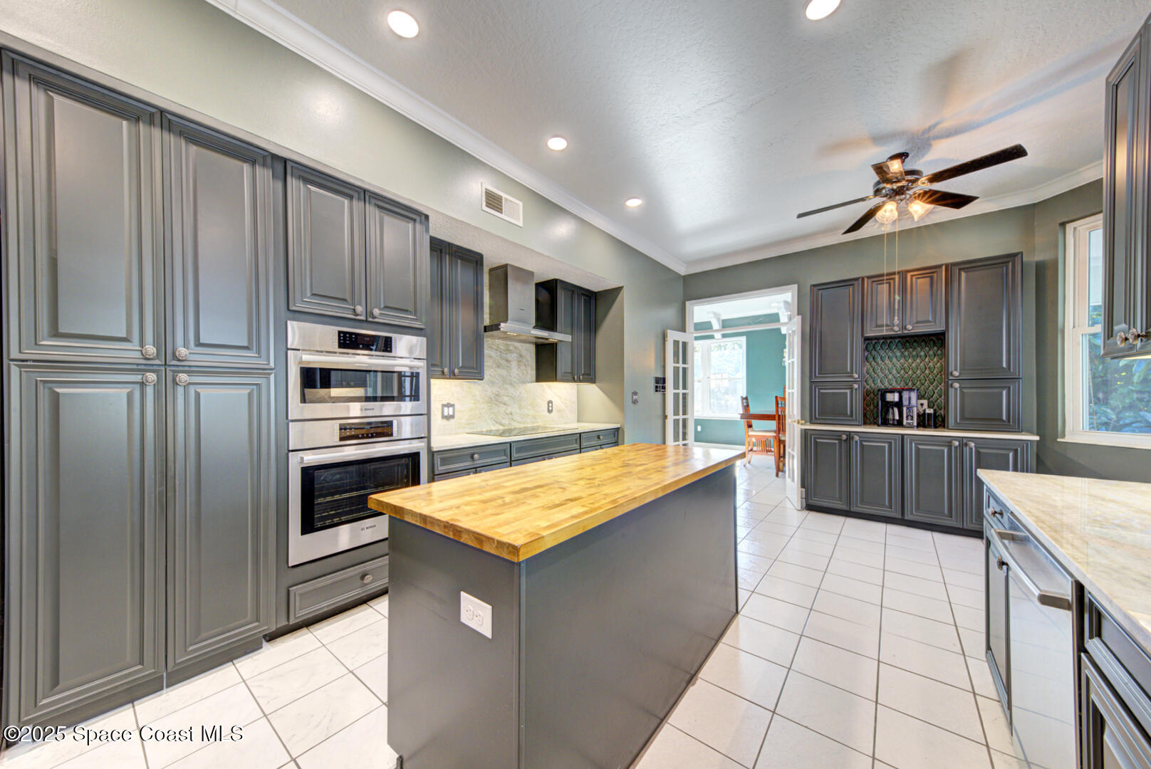 1817 Laurel Oak Drive S