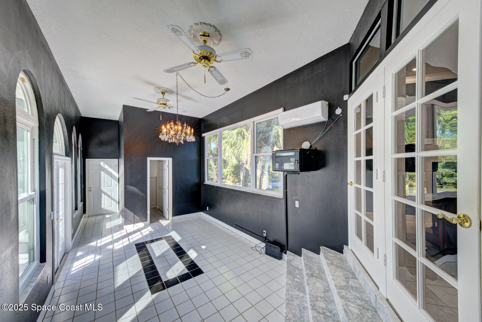 1817 Laurel Oak Drive S