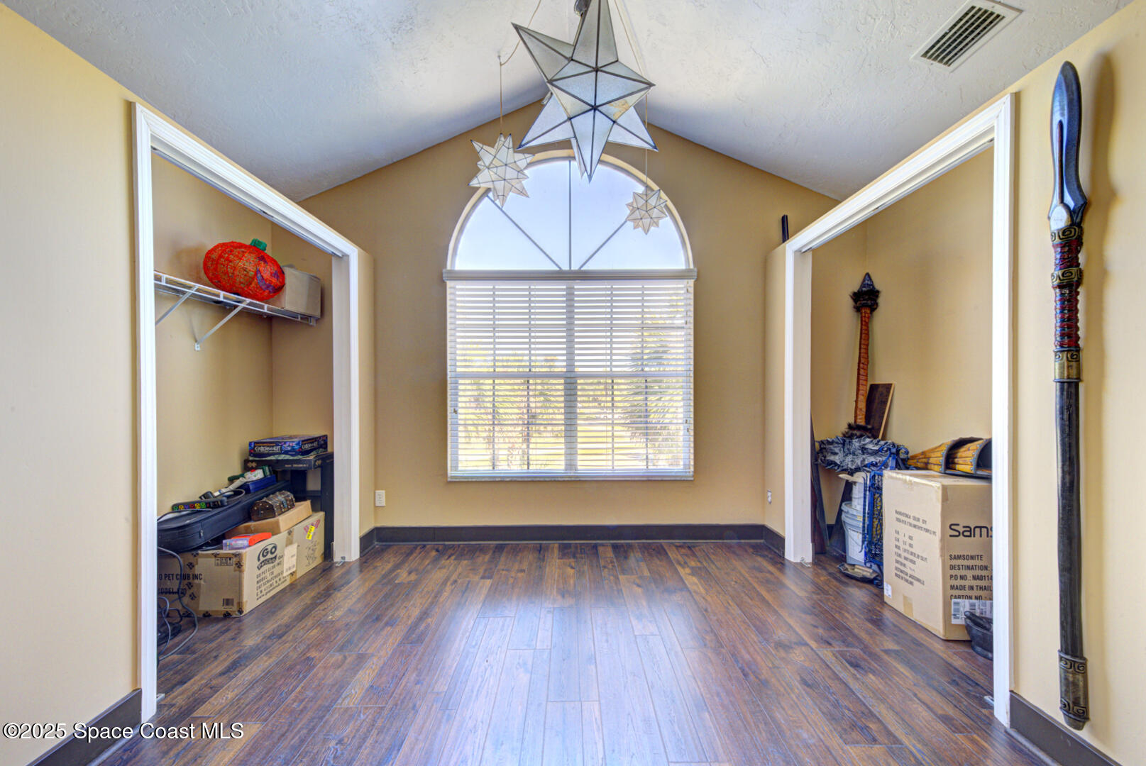 1817 Laurel Oak Drive S