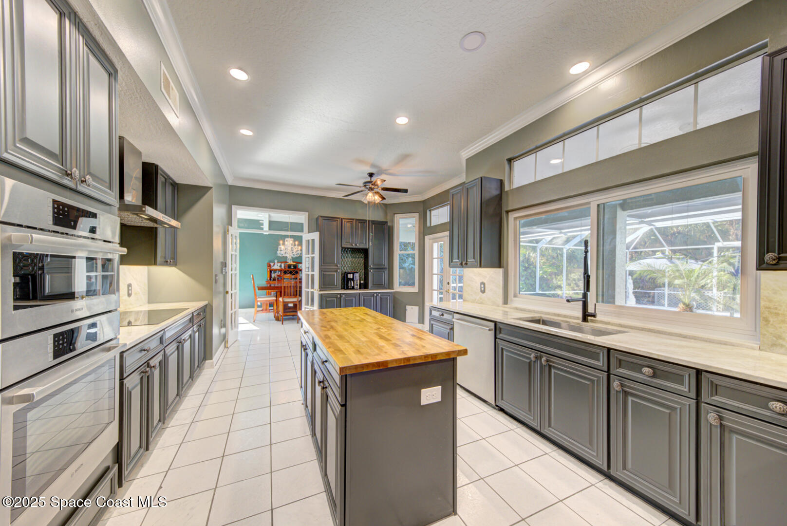 1817 Laurel Oak Drive S