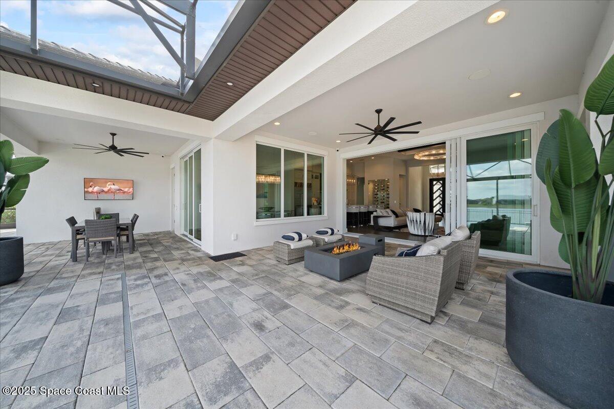 3698 Lake Adelaide Place