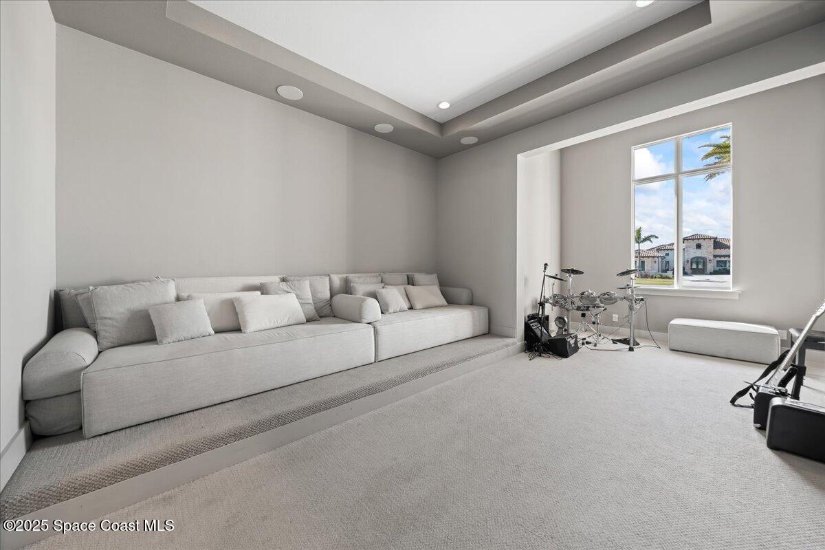 3698 Lake Adelaide Place